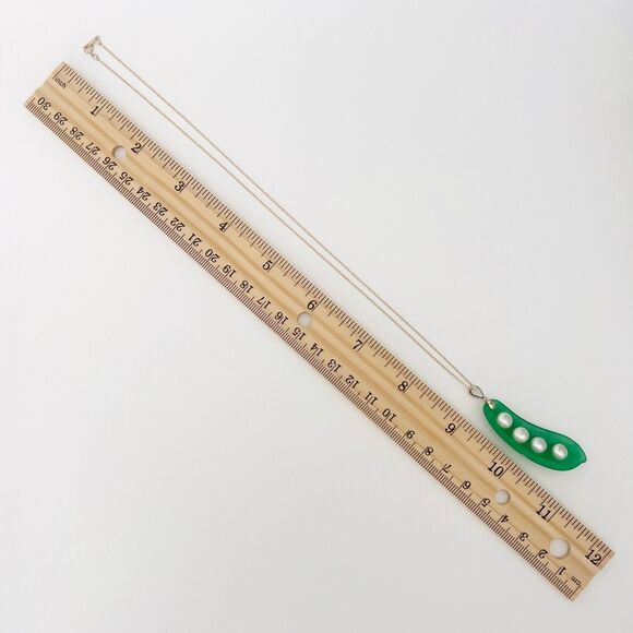 14k Gold Green Jade Pearl Pea Pod Pendant Necklace Carved 18" 9.3 Grams - Picture 8 of 10